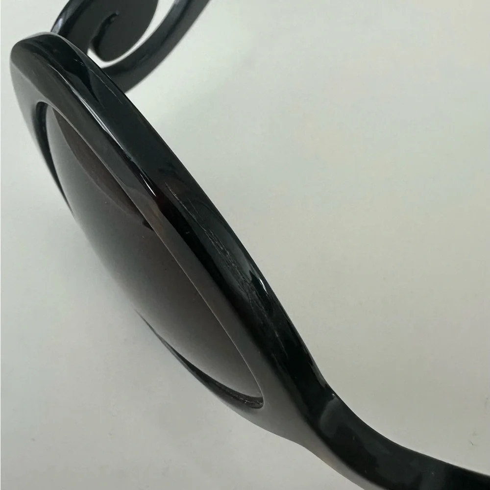 Prada Brown Oversized Sunglasses - Picture 8 of 8